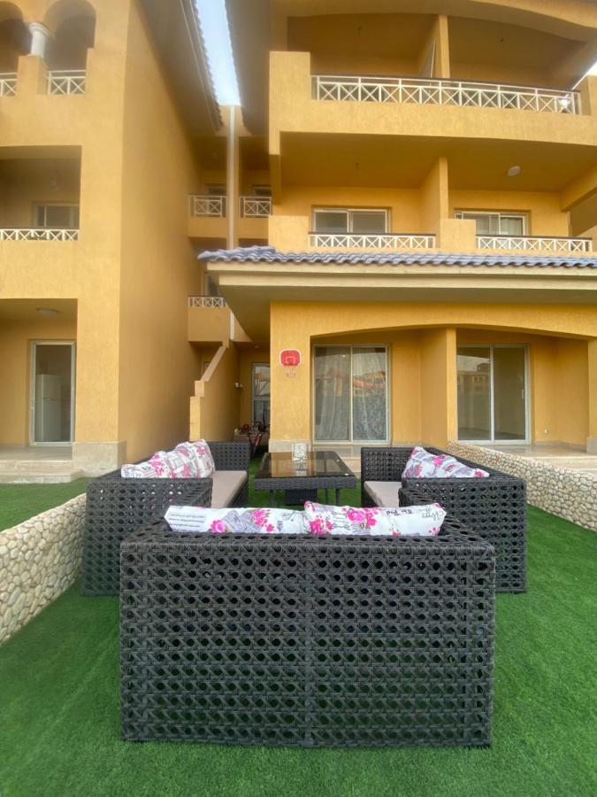 Aqua Caribbean Chalet Sokhna Ain Sukhna Buitenkant foto